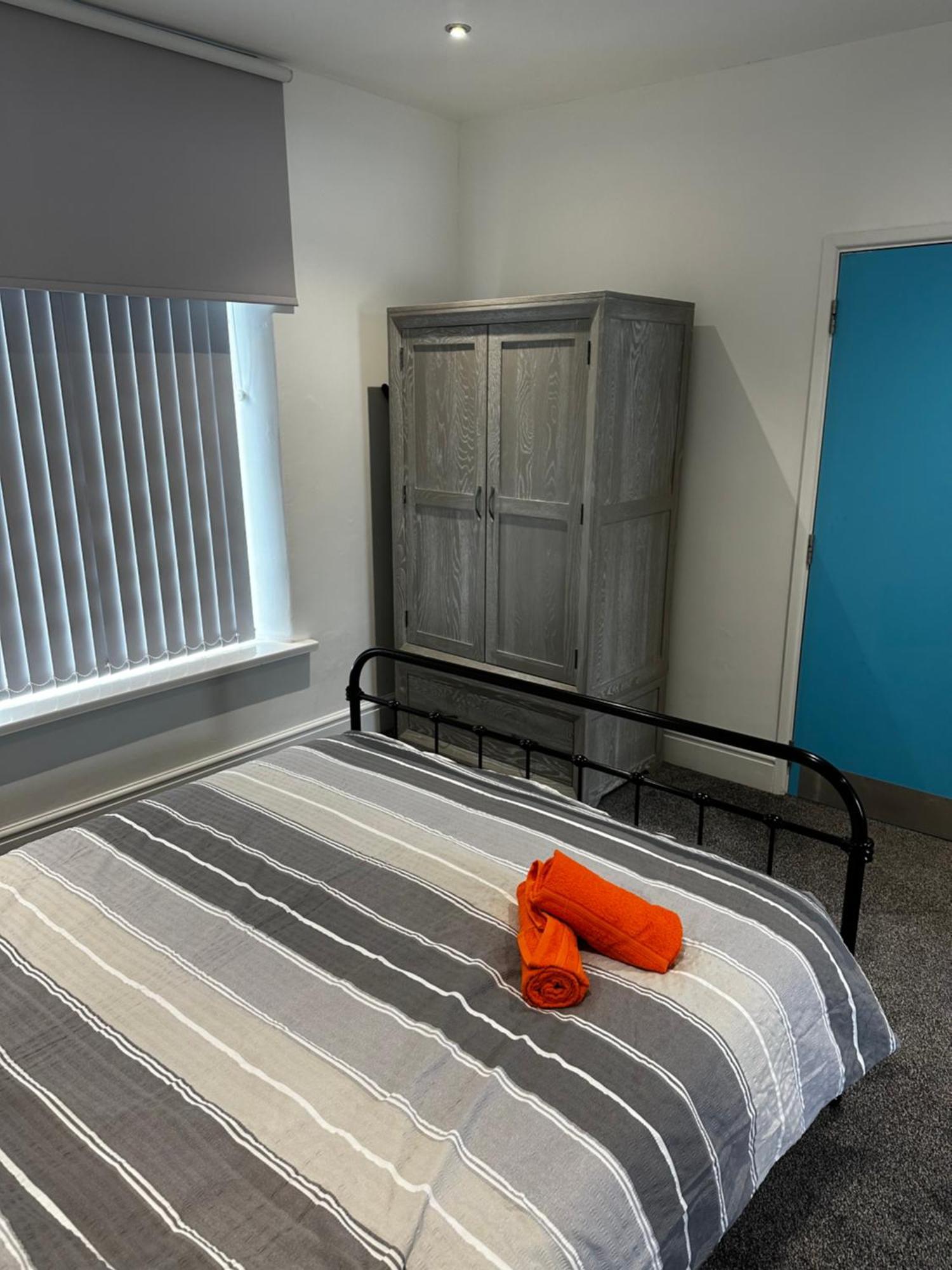 Town Centre Studio Flat 梅瑟蒂德菲尔 外观 照片
